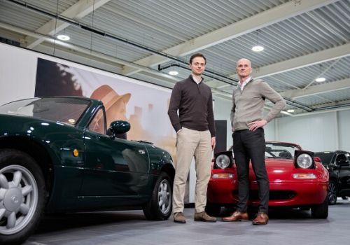 Dave Kooij treedt toe als derde generatie bij Autobedrijf Kooy